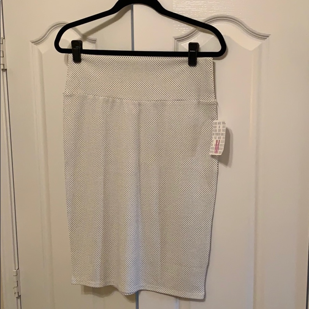 Lularoe med Cassie rare white black pin dot skirt